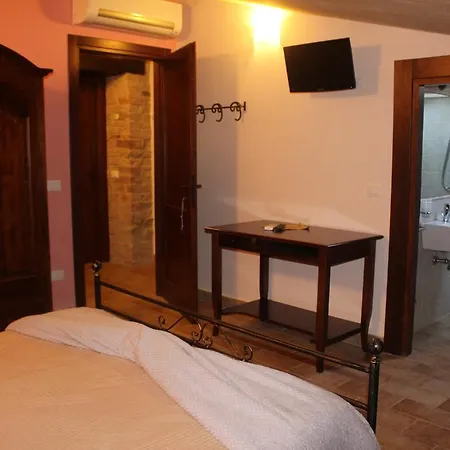 Farm stay Borgo Umbro Costacciaro