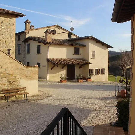 Farm stay Borgo Umbro Costacciaro